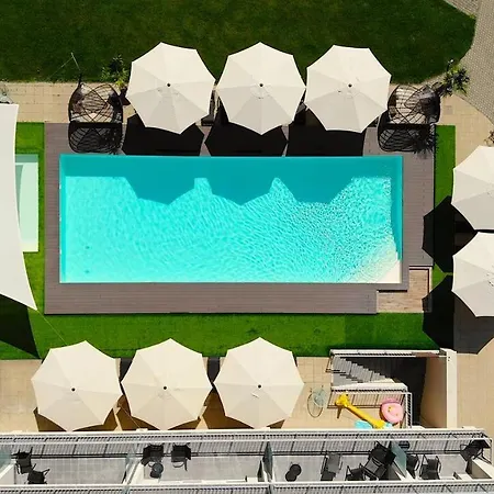 Szarszo Apartment